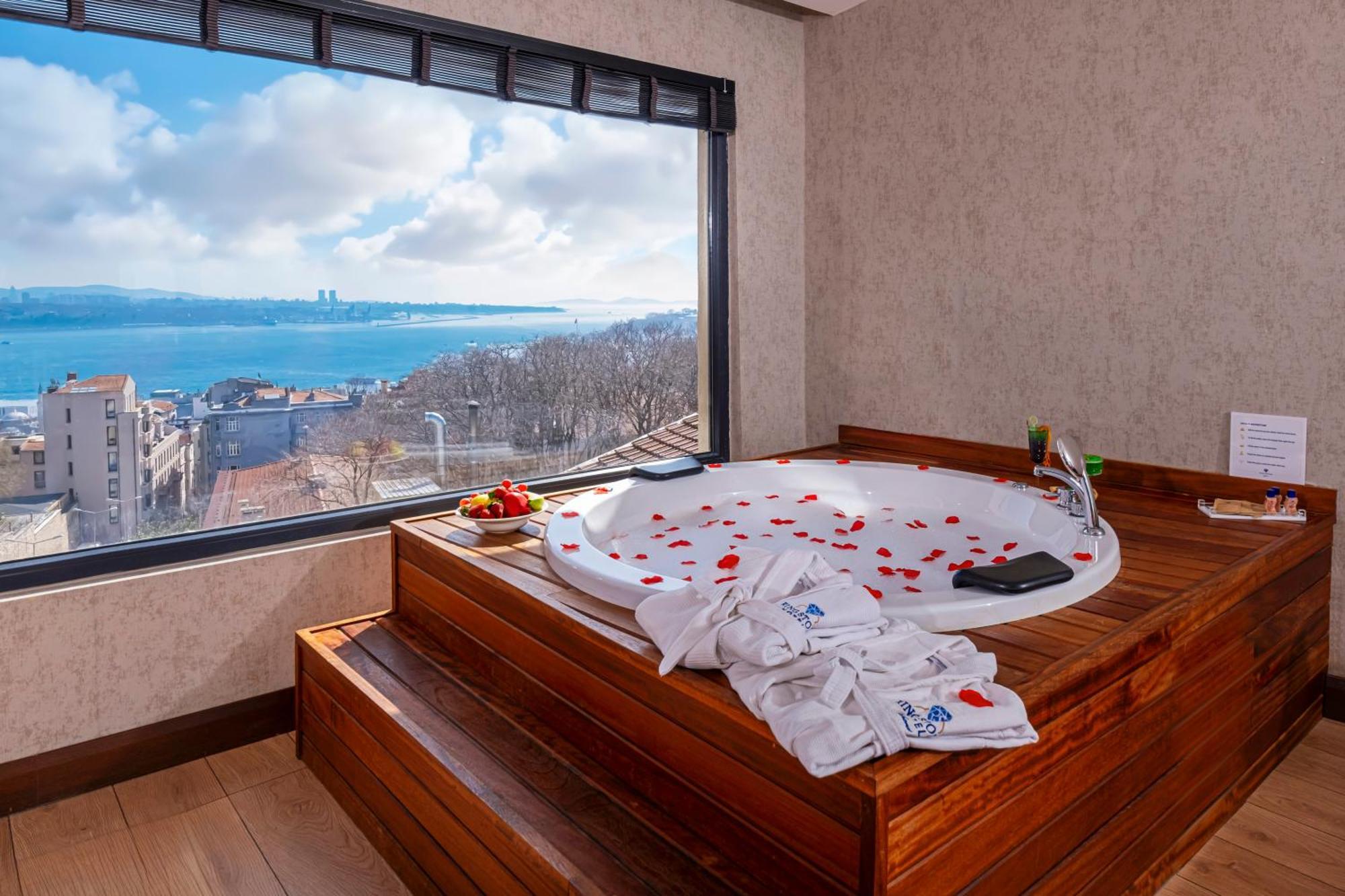 Ring Stone Hotels Bosphorus - Special Class Стамбул Екстер'єр фото